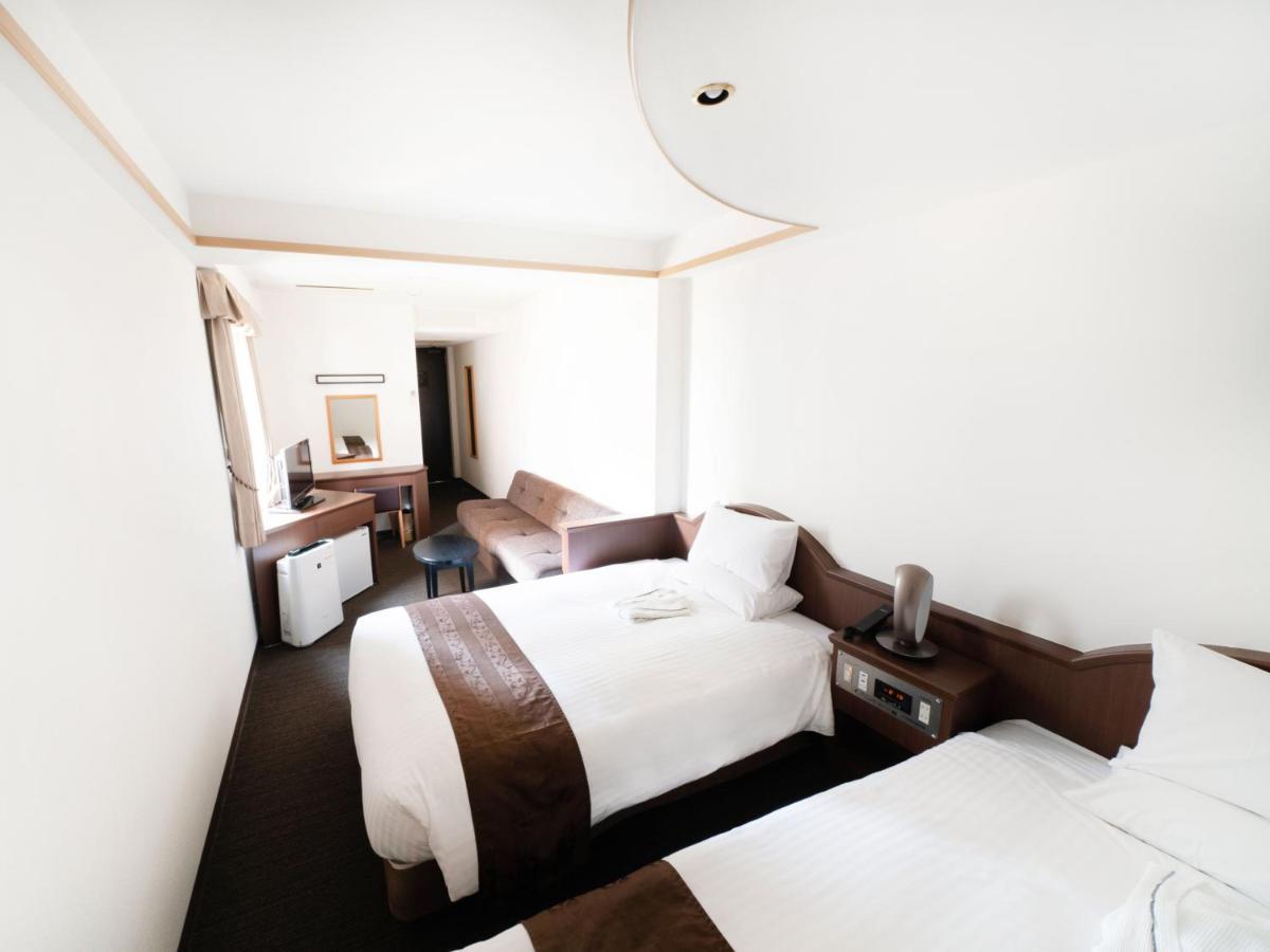 Toyo Hotel Fukuoka  Exterior photo